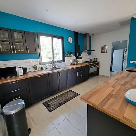 Agreable Avec Piscine Villa Neffies