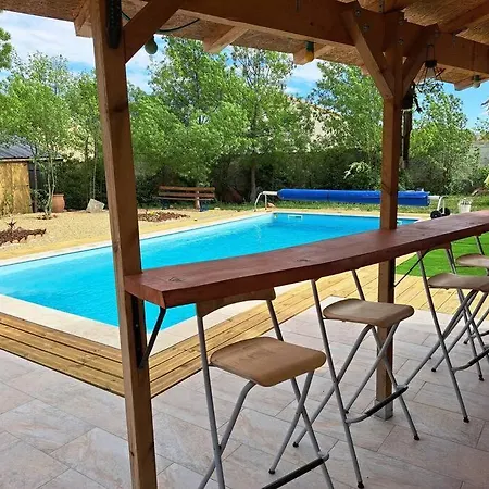 Agreable Avec Piscine *